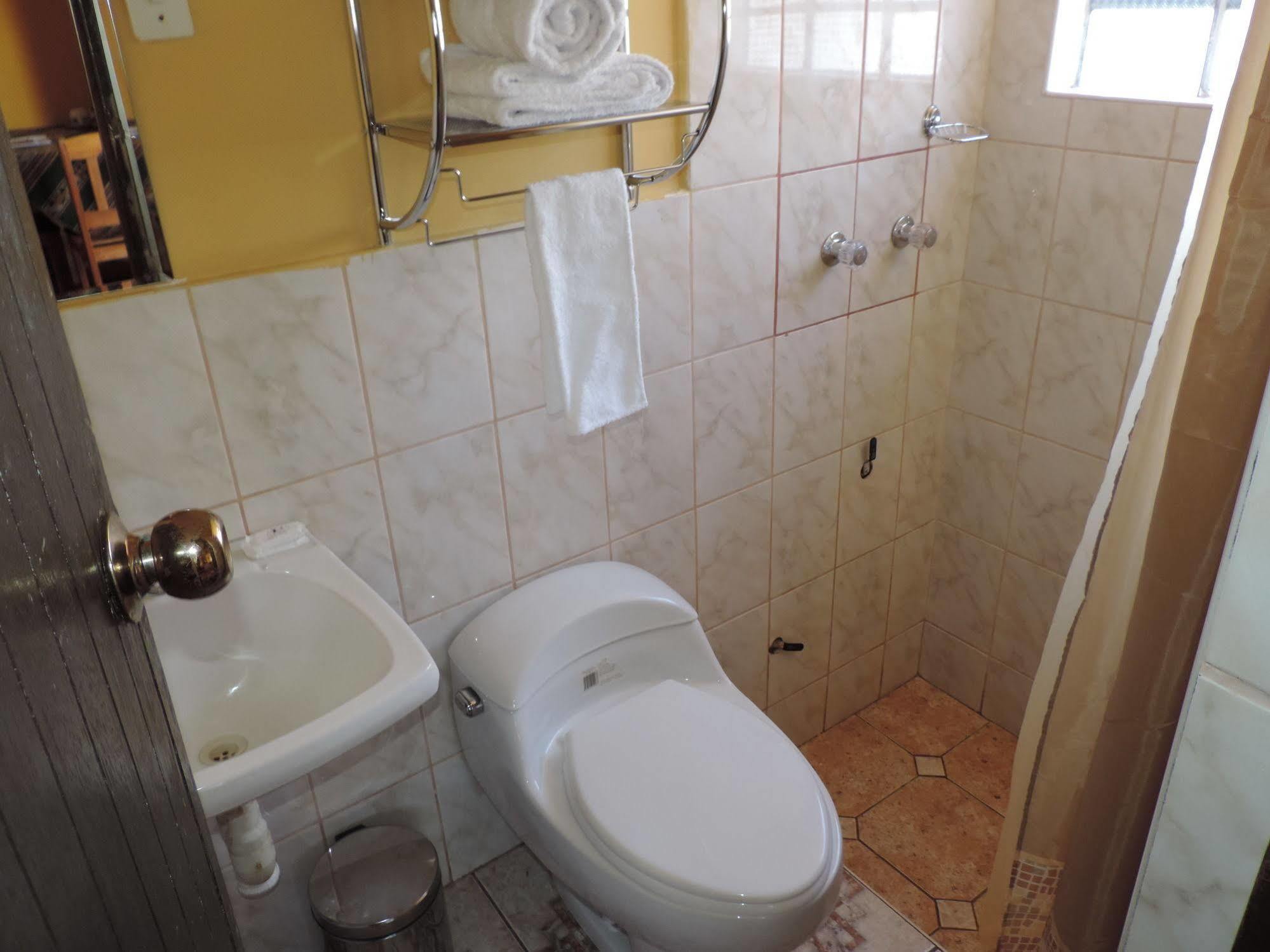 Hospedaje Familiar Kitamayu Pisac Luaran gambar